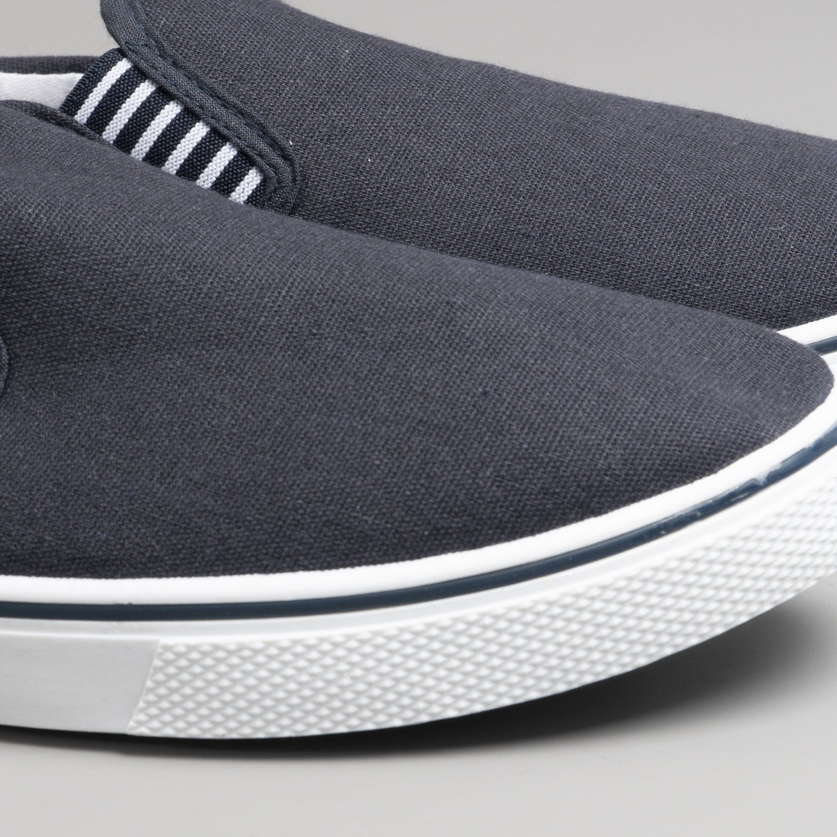 DEK LAMAAR Unisex Canvas Trainers Navy