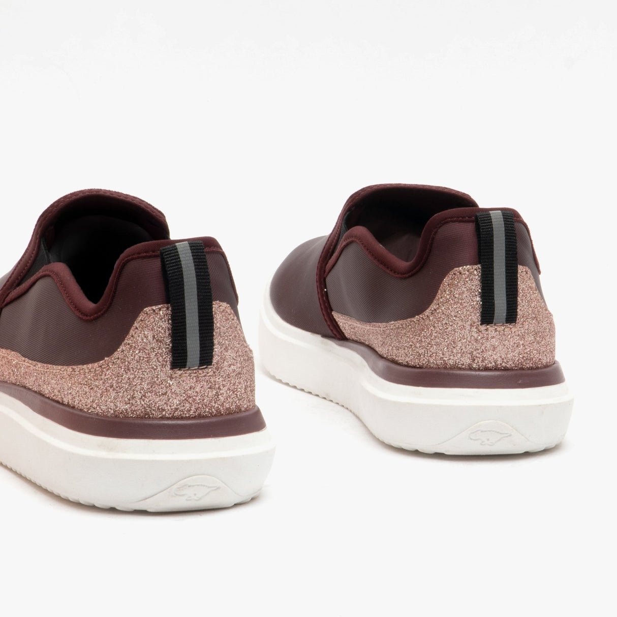 Rocket Dog BECKI Womens Slip On Trainers Oxblood