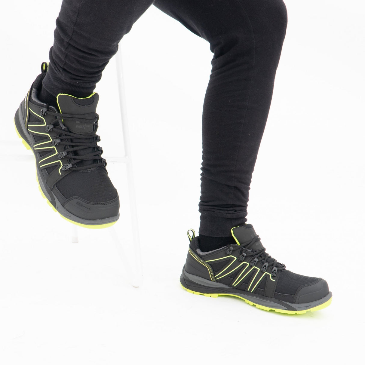 Helly Hansen ADDVIS LOW Mens Safety Trainers Black/Yellow