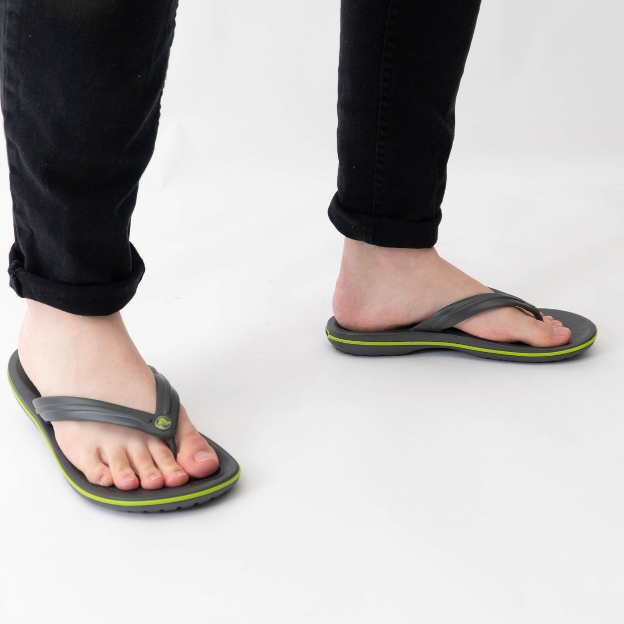 Crocs 11033-0A1 CROCBAND FLIP Unisex Flip-Flops Graphite/Volt Green