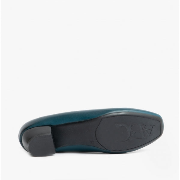 Boulevard MARIA Womens Low Block Heel Court Shoes Navy