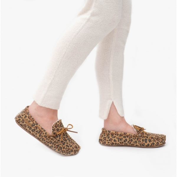 Hush Puppies ALLIE Womens Suede Moccasin Slippers Leopard