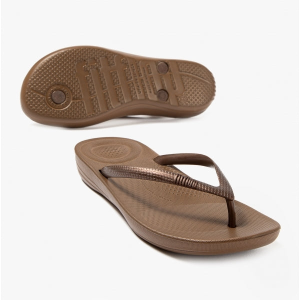 FitFlop IQUSHION Womens Ergonomic Toe Post Flip Flops Bronze