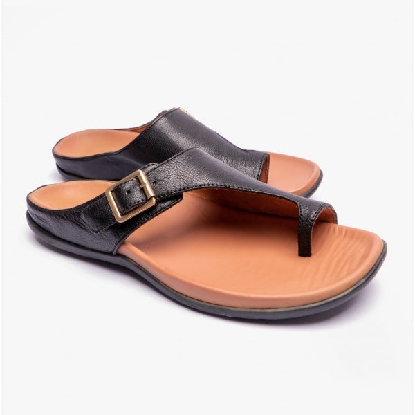 Strive JAVA II Womens Toe-Loop Sandals Black