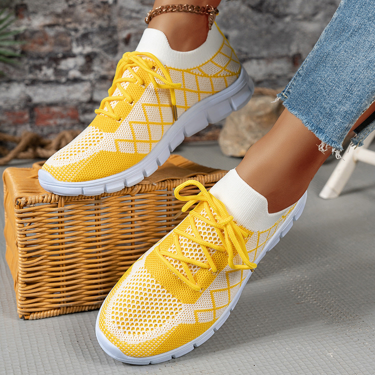 Women's Color block Plaid Fly knit Sneakers – Breathable Lace-Up Mesh Running & Walking Shoes