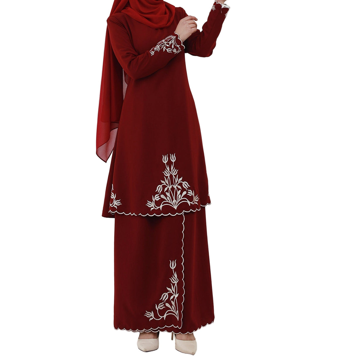 Malay Middle East Exquisite Embroidery Suit Women