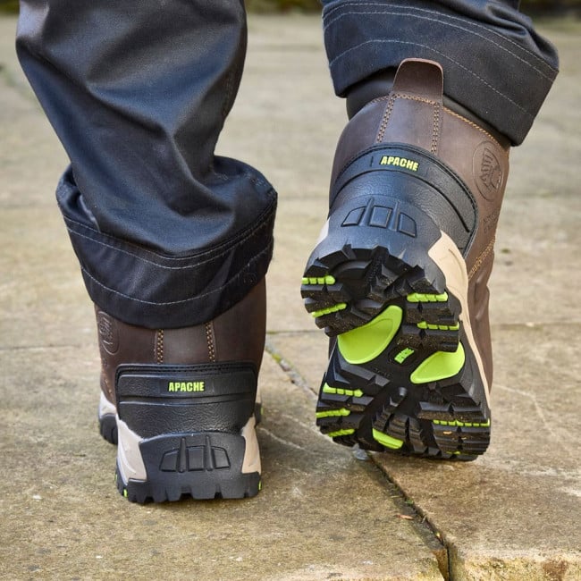 Apache NEPTUNE Mens Boots Brown