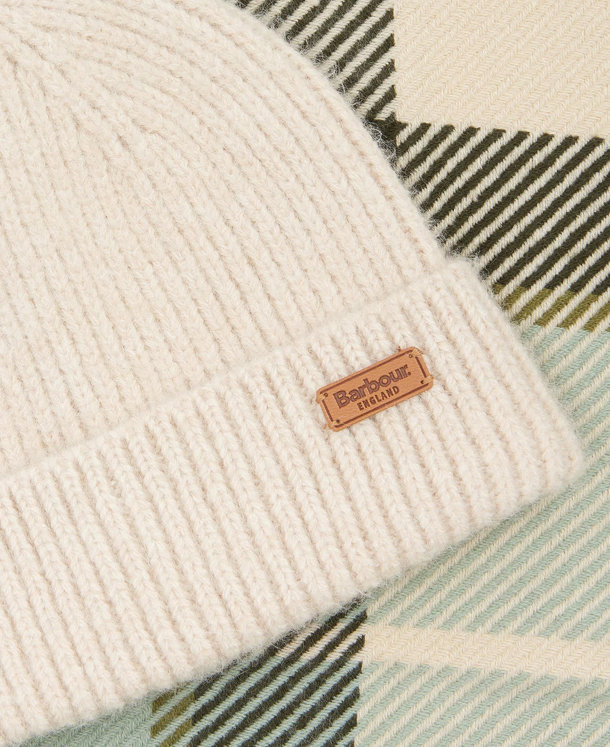 Barbour PENDLE BEANIE & BLAIR SCARF Gift Set Womens Soft Mint