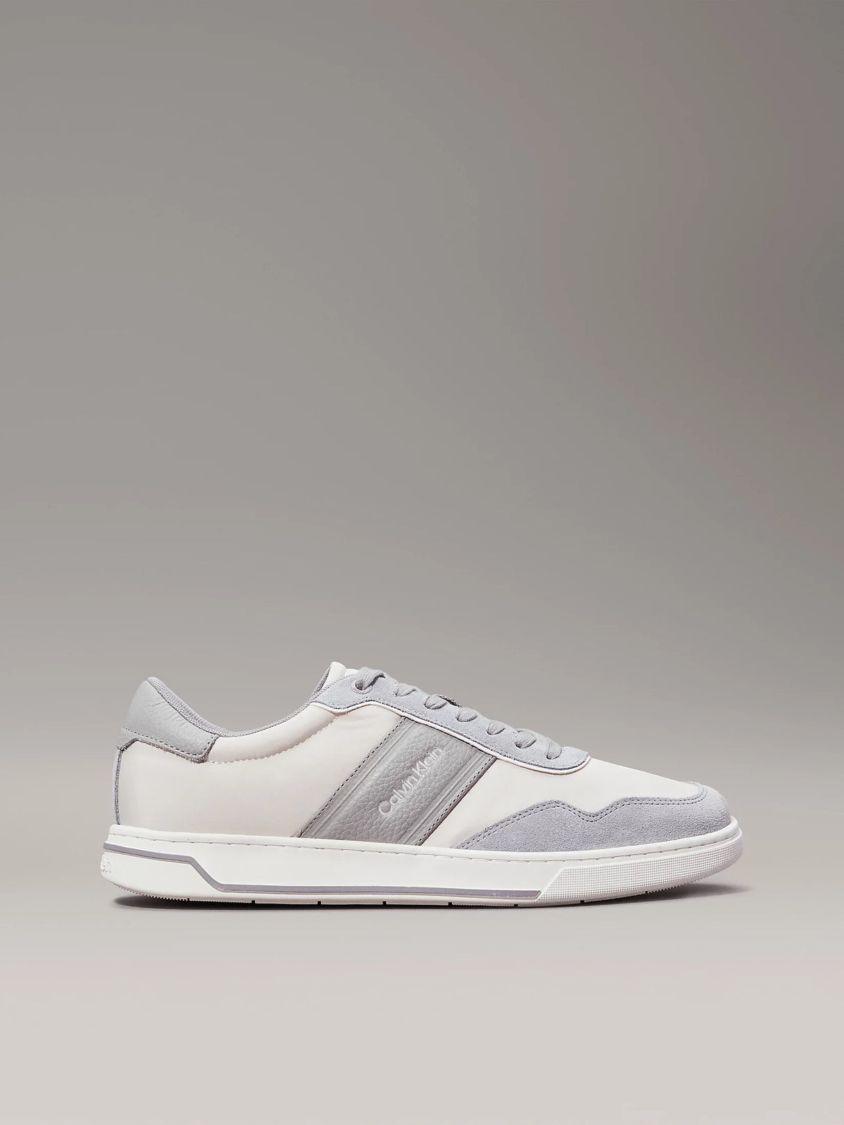 Calvin Klein LOW TOP LACE UP MIX Mens Trainers Light Grey/Granite Road