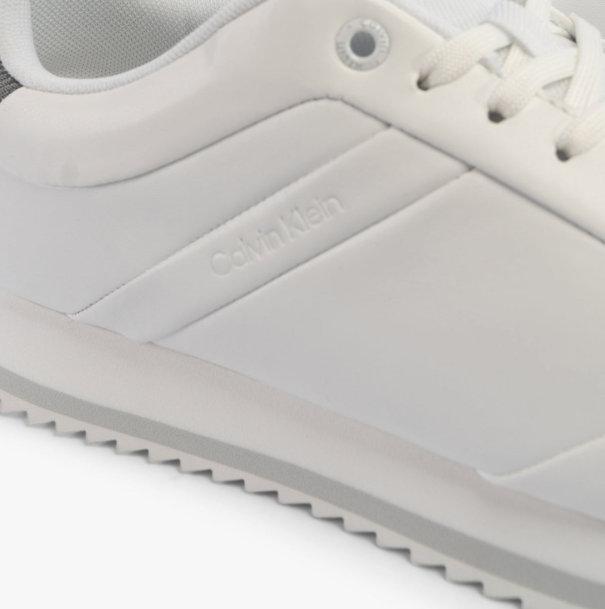 Calvin Klein RUNNER LACE UP Womens Trainers White/Neutral Gray