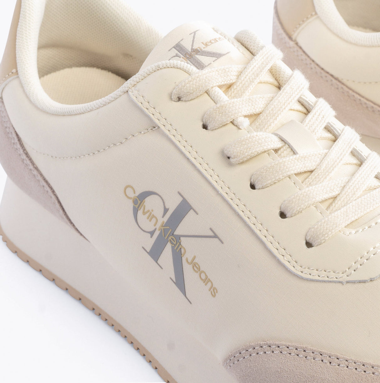 Calvin Klein RETRO RUNNER LOW MIX Mens Trainers Creamy White/Eggshell/Khaki