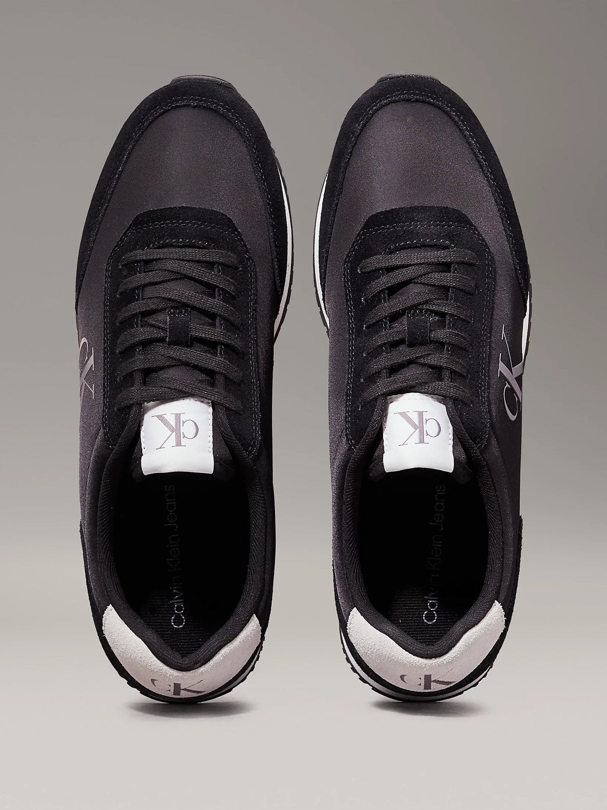 Calvin Klein RETRO RUNNER ICONIC Mens Trainers Black/Bright White