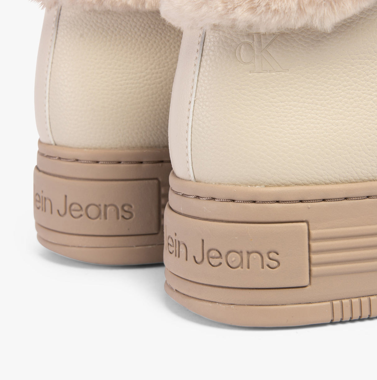 Calvin Klein BOLD PLATFORM LOW LACE UP Womens Trainers Eggshell/Savannah Tan