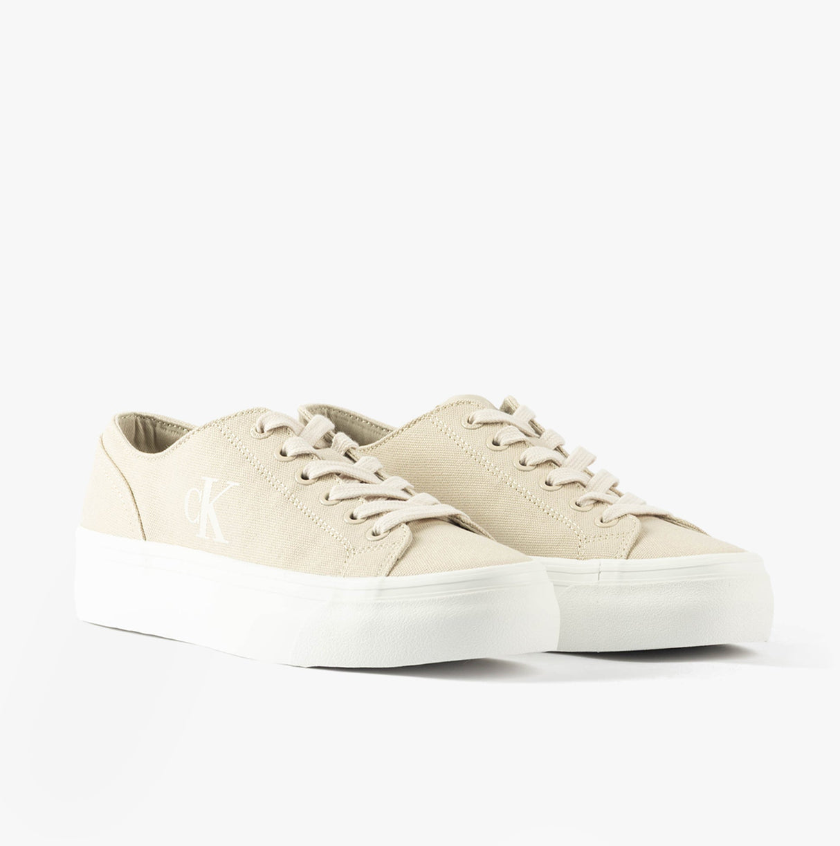 Calvin Klein VULC FLATFORM LOW Womens Trainers Eggshell/Creamy White