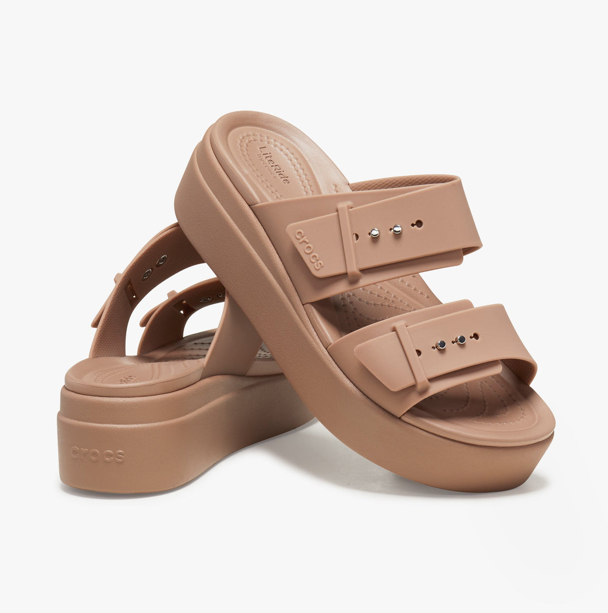 Crocs 207431-2Q9 BROOKLYN BUCKLE LOW WEDGE Womens Sandals Latte