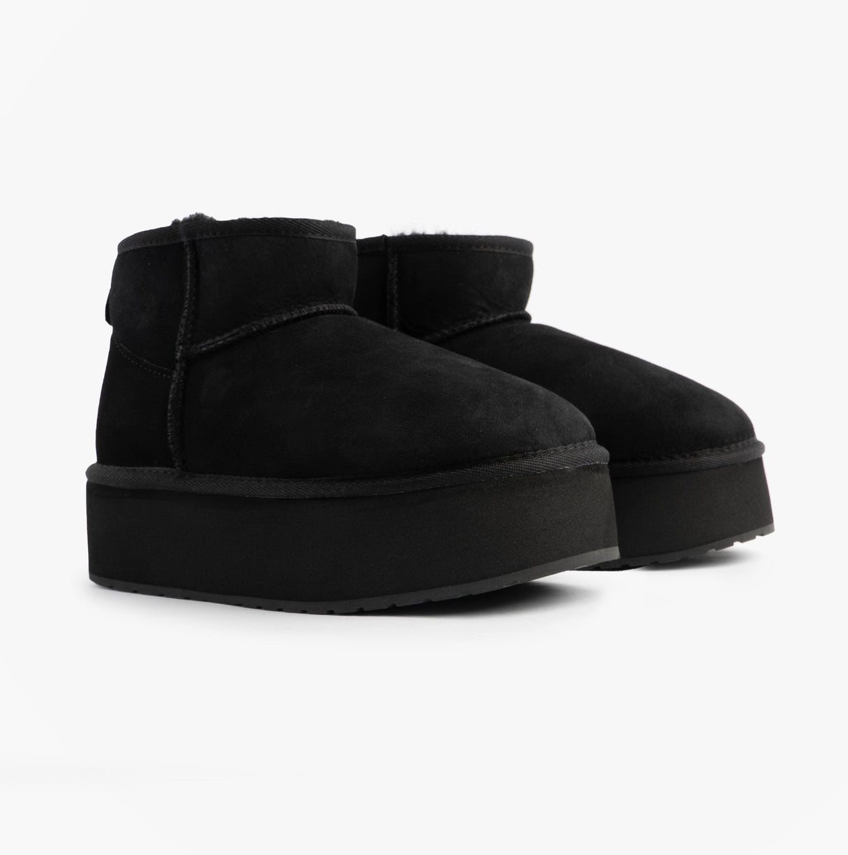 EMU Australia STINGER MICRO FLATFORM Womens Sheepskin Boot Black