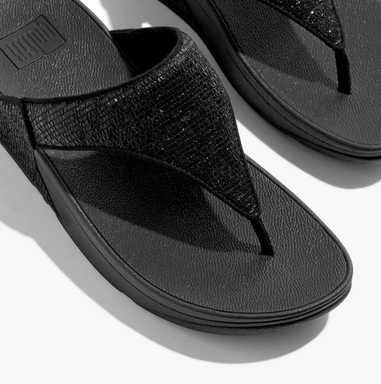 FitFlop LULU CRINKLED-SHIMMER Ladies Toe Post Sandals Metallic Black