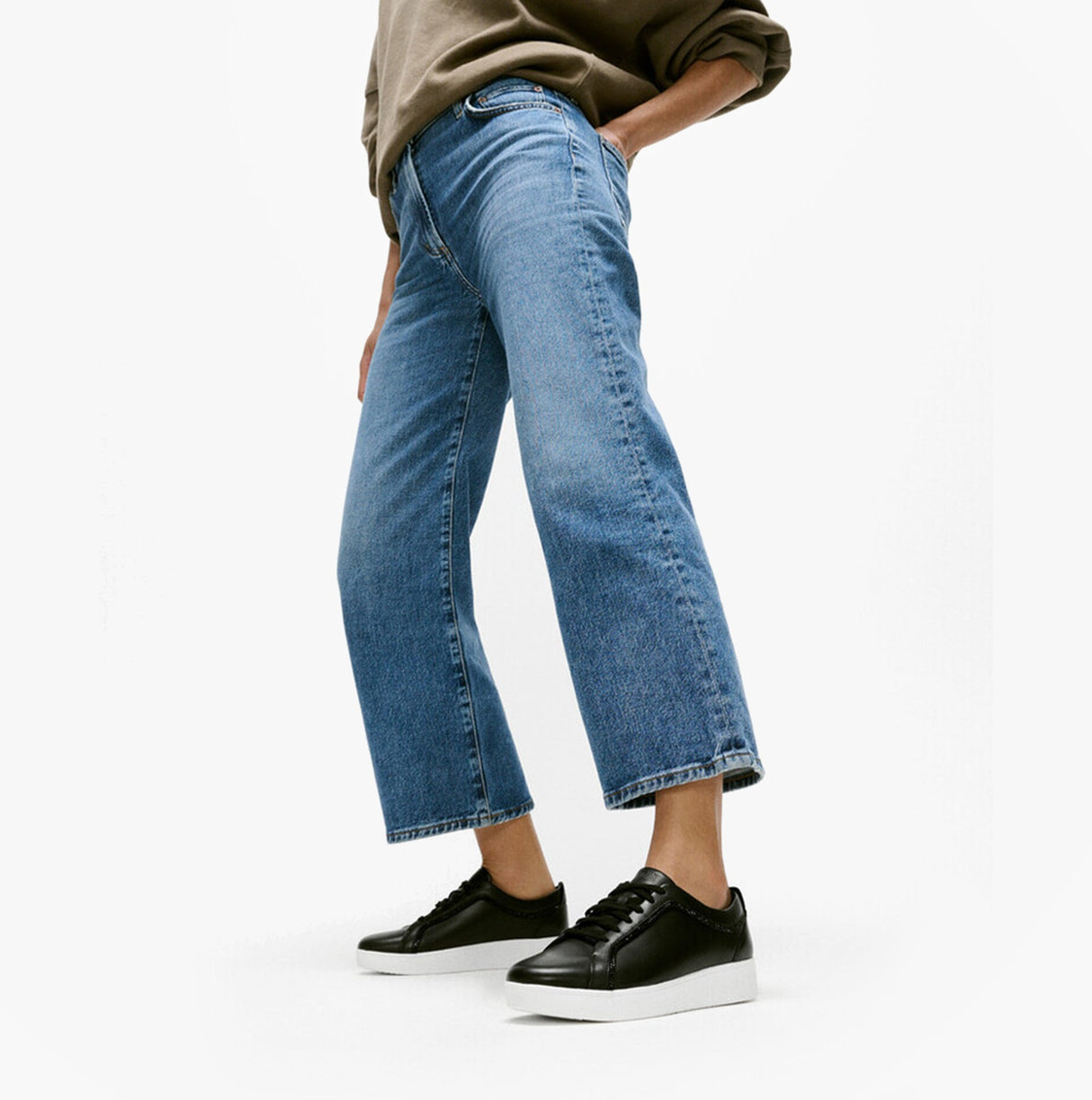 FitFlop RALLY CRYSTAL-TRIM LEATHER Womens Fashion Trainers Black