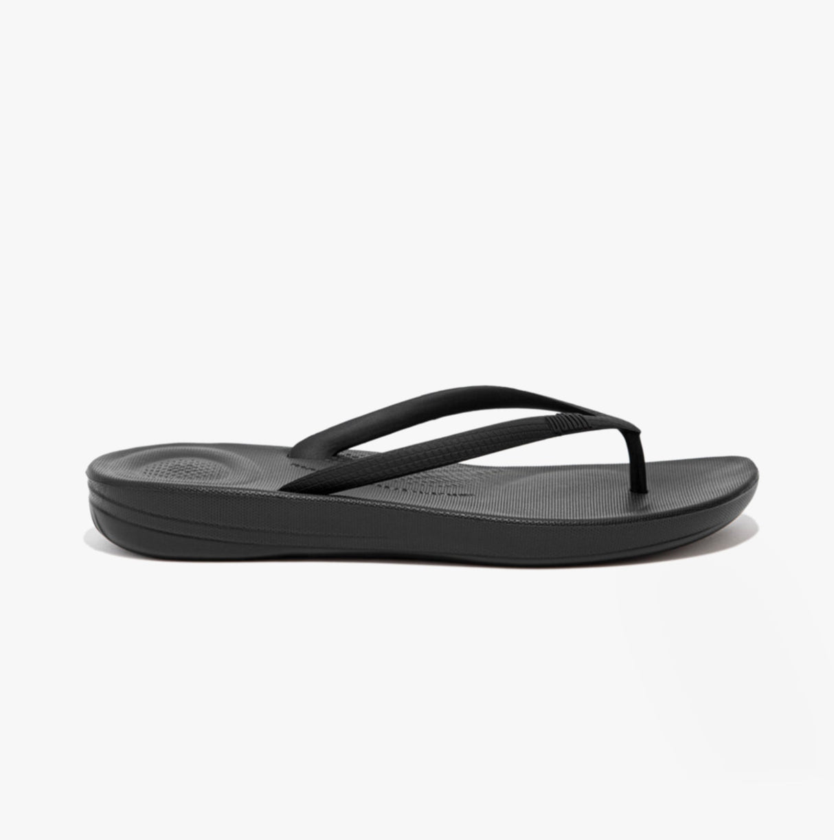FitFlop IQUSHION Womens Flip Flop All Black