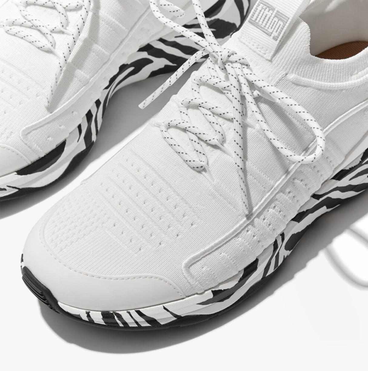 FitFlop VITAMIN FF Womens Knit Sport Trainers Urban White Mix