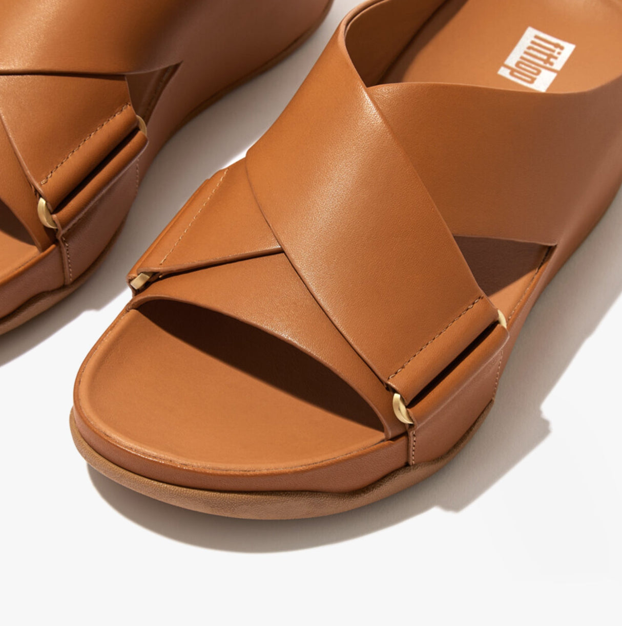 FitFlop SHUV Womens Crossover Leather Sliders Light Tan