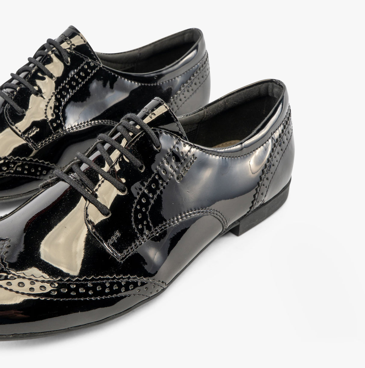 GEOX PLIE B Girls Lace Up School Shoes Patent Black