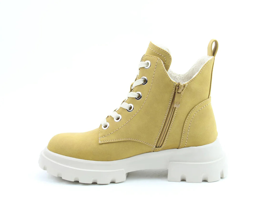Heavenly Feet CLEA Womens Lace Ankle Boots Mustard