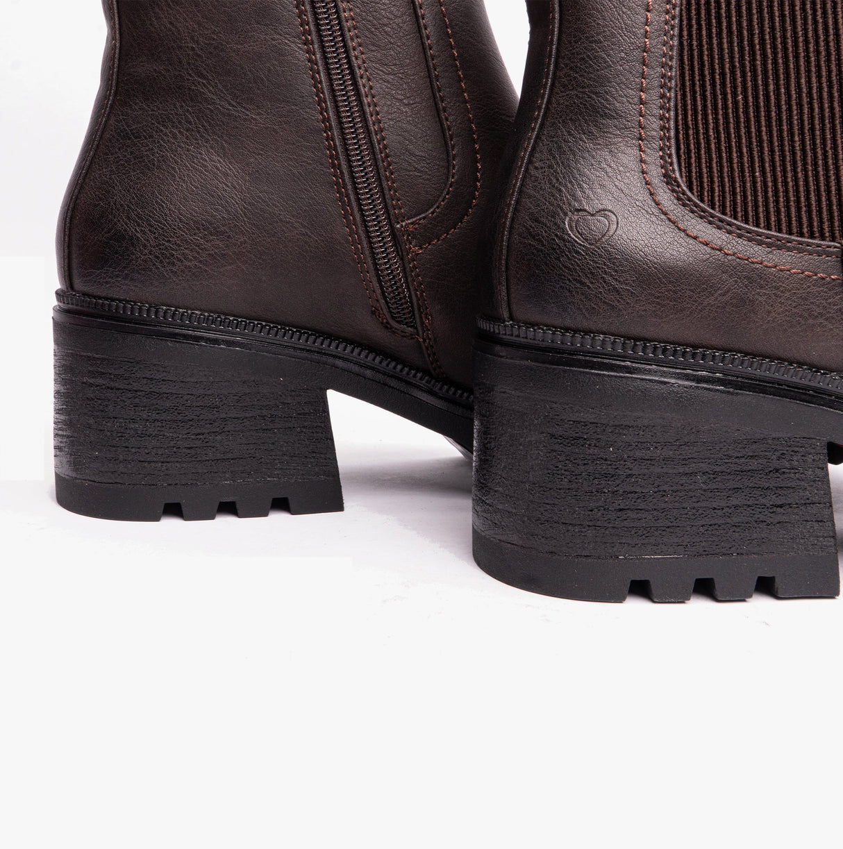 Heavenly Feet CLEMMY2 Womens Heeled Chelsea Boots Chocolate