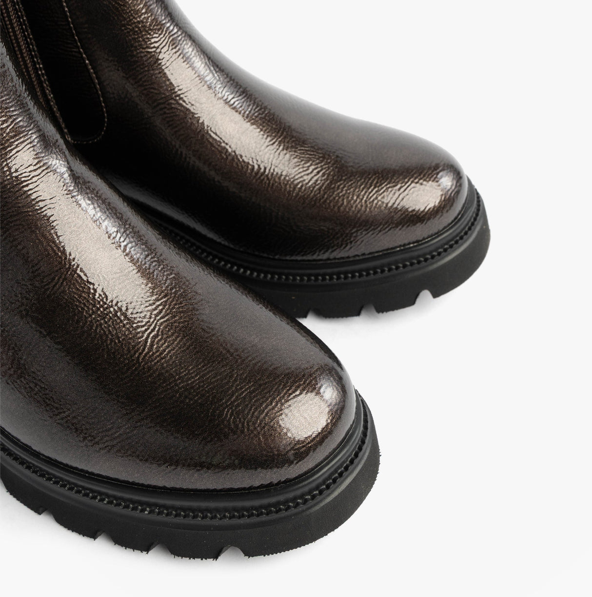 Heavenly Feet ZETA Womens Chelsea Boots Pewter Patent