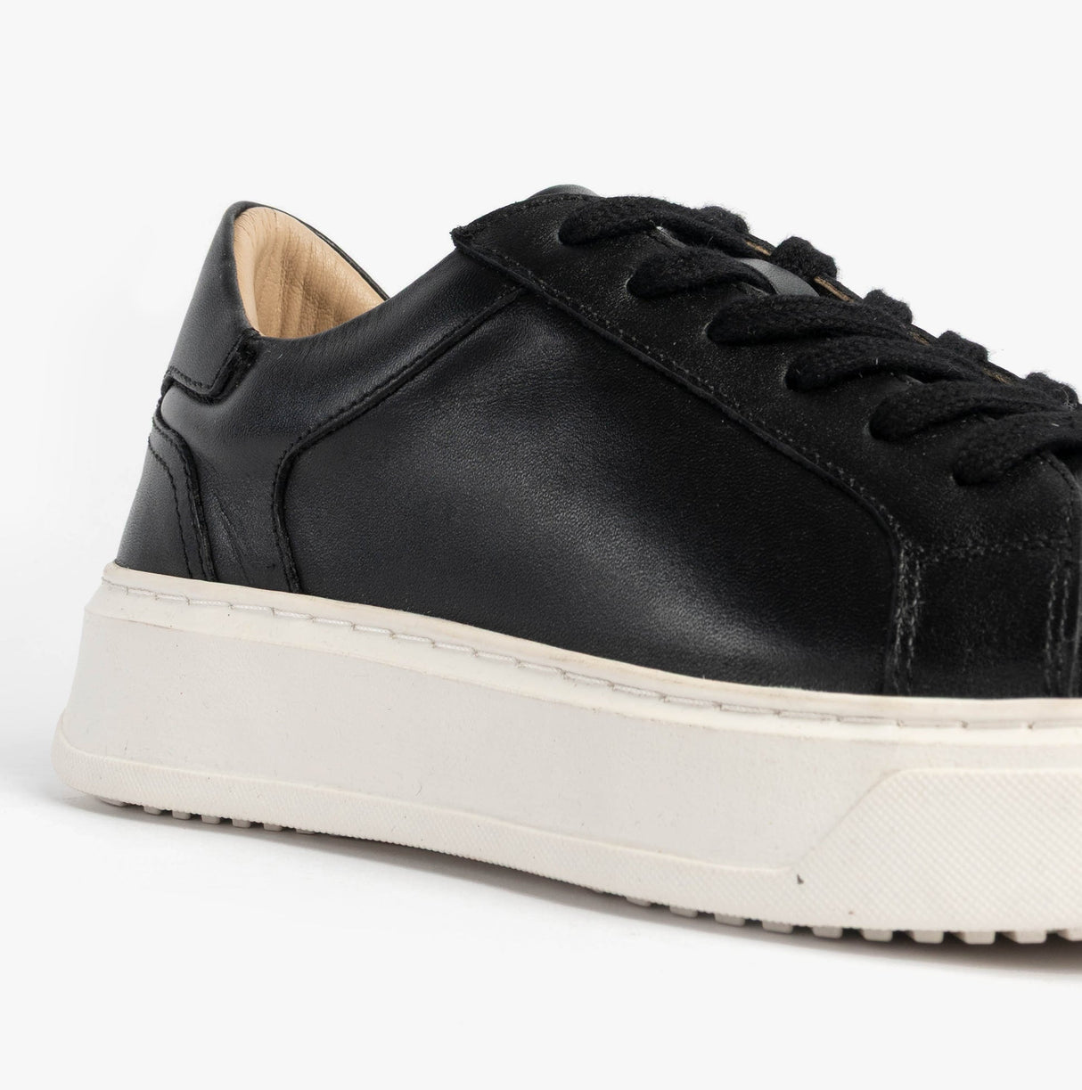 Hush Puppies CAMILLE Womens Trainers Black