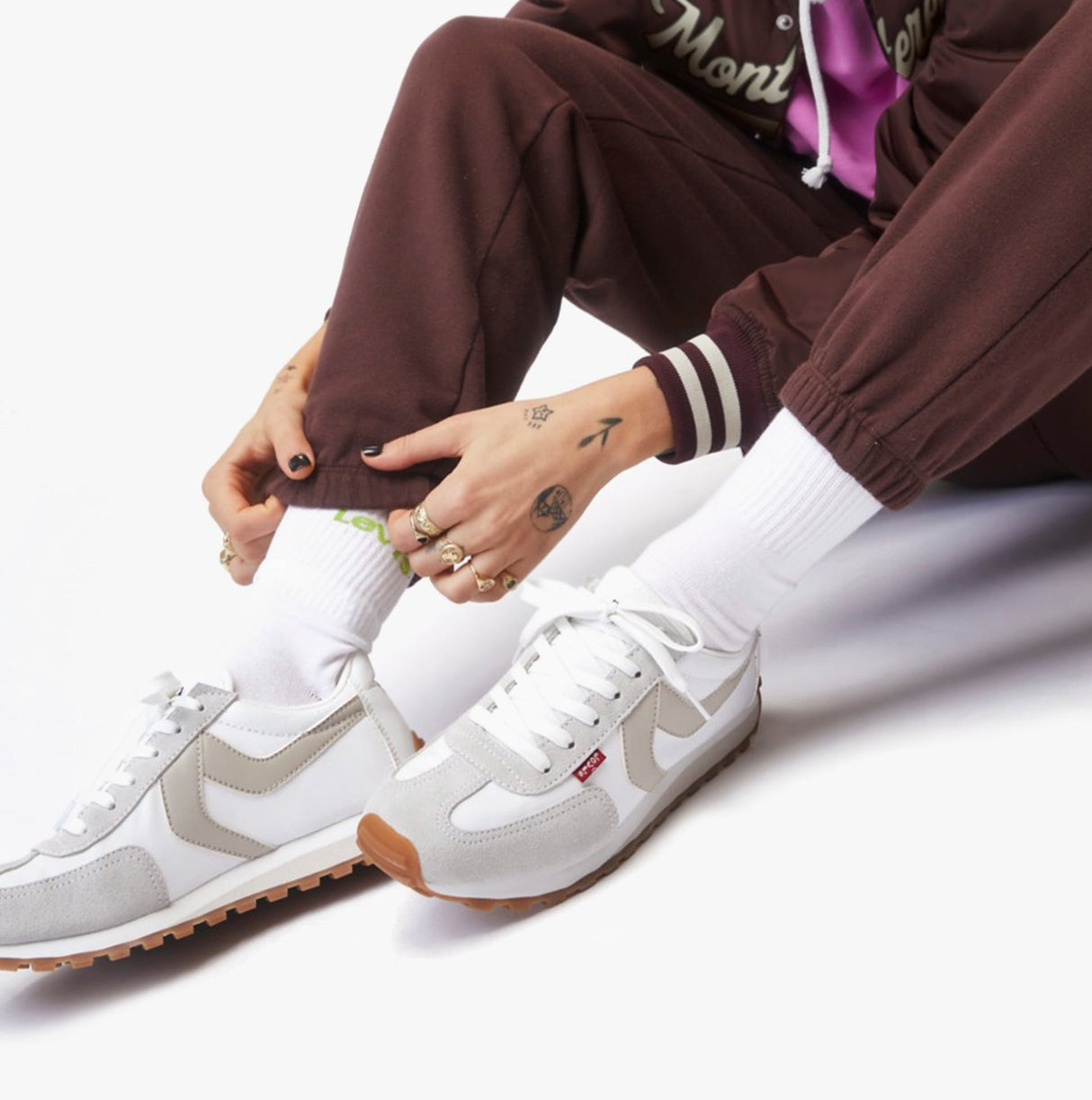 Levi's STRYDER RED TAB S Womens Trainers Regular White