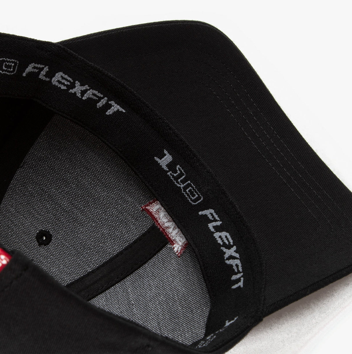 Levi's HOUSEMARK FLEXFIT Unisex Cap Black