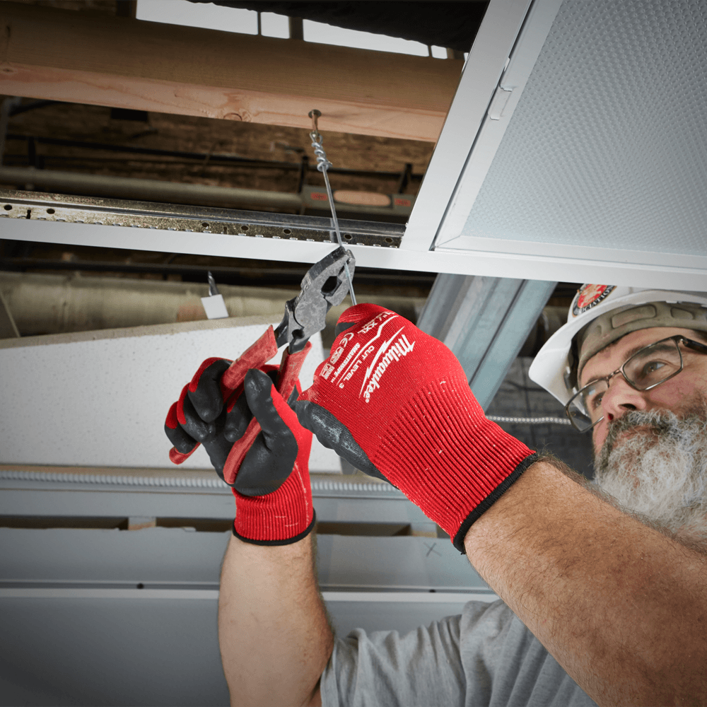 Milwaukee Cut Level 3/C Gloves Smart Phone Touch