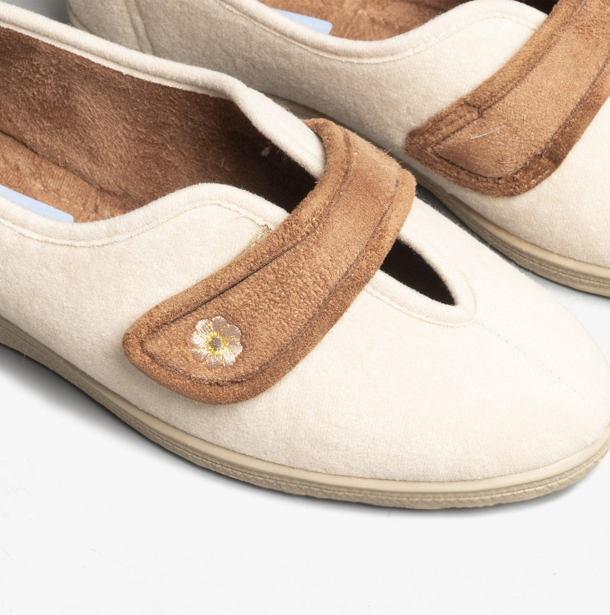 Mirak ANDREA Womens Slippers Beige