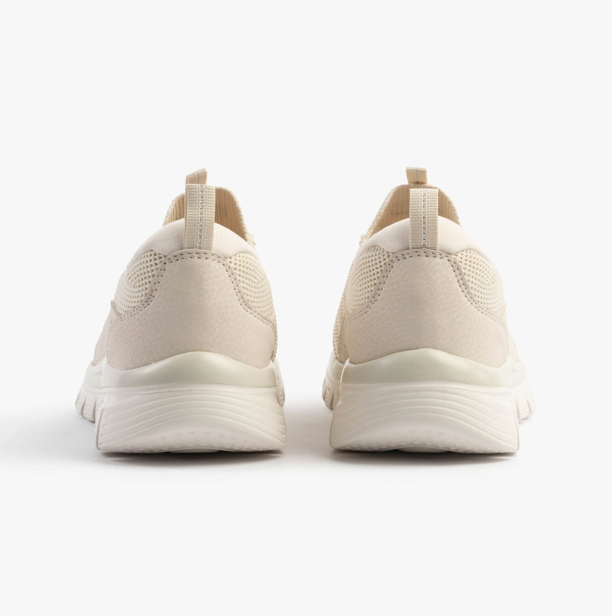 Skechers 100702/OFWT GRACEFUL - PICTURE PERFECT Womens Trainers Off White