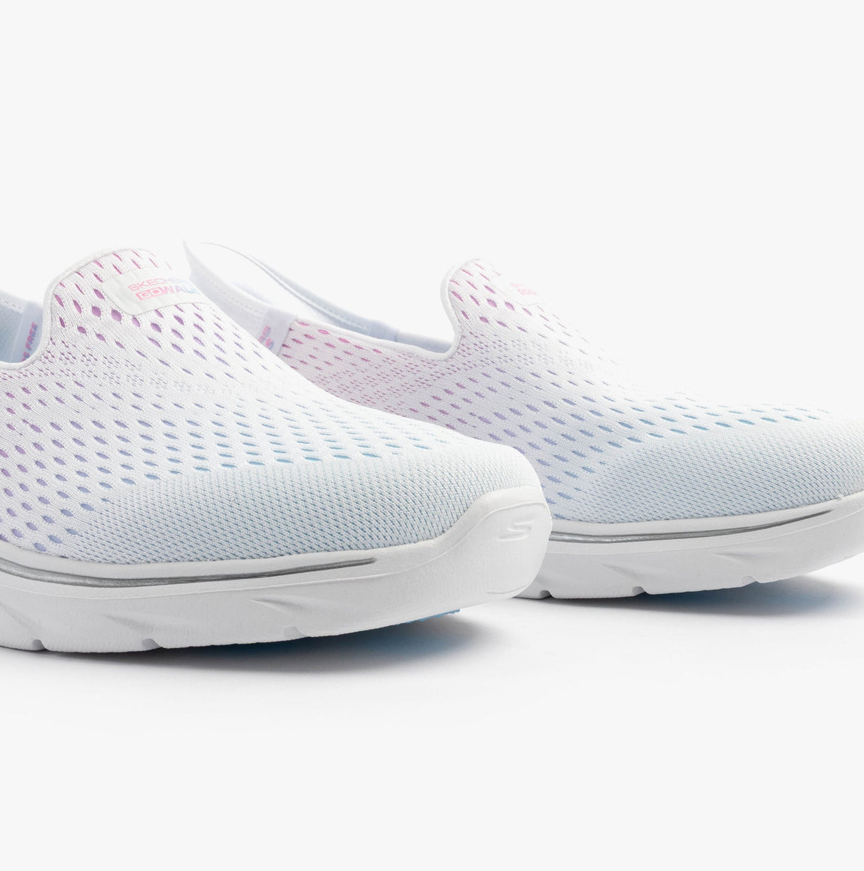 Skechers 125211/WMLT GO WALK 7 - KATNISS Womens Trainers Multi