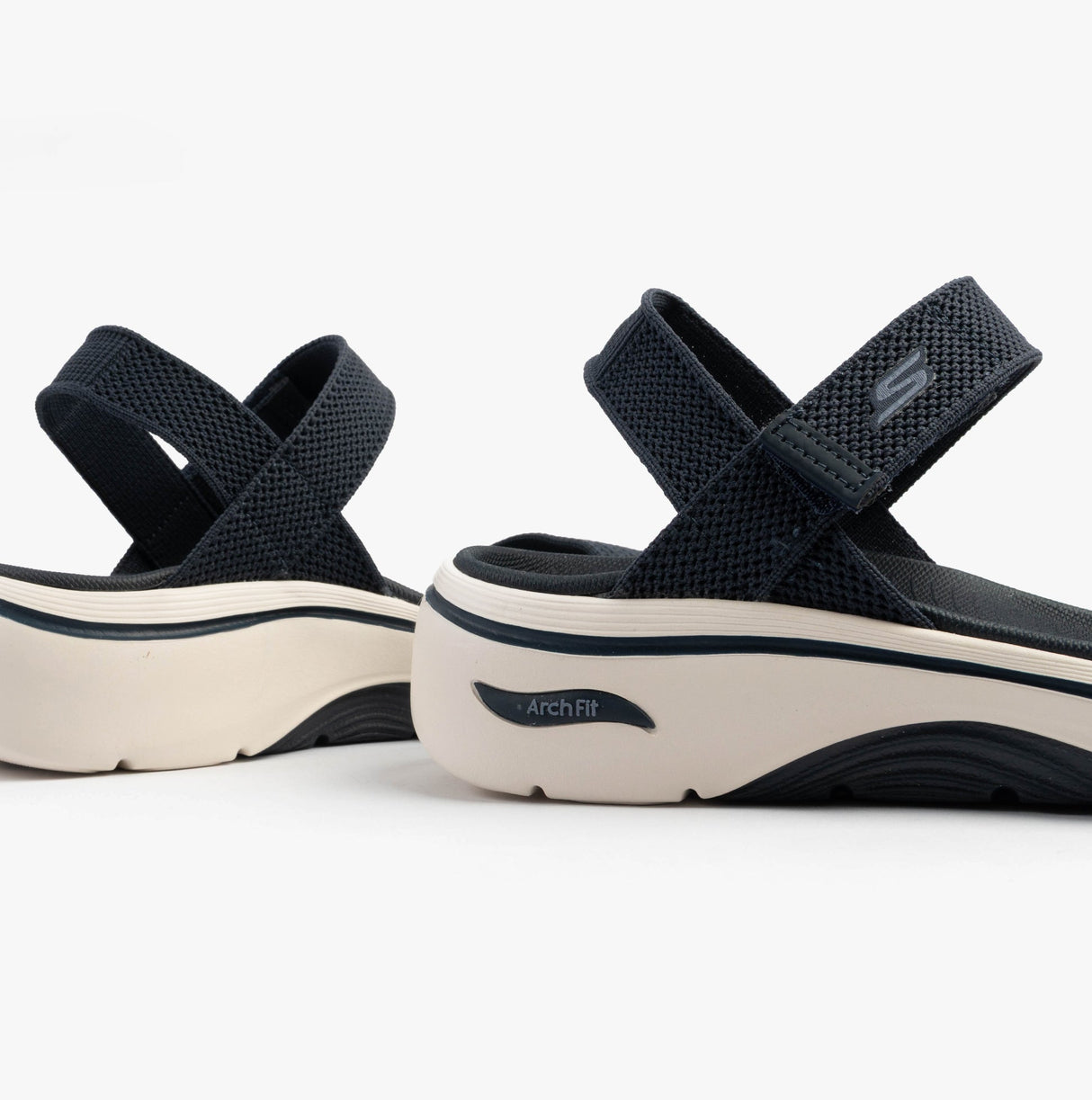 Skechers 140874/NVY GO WALK ARCH FIT 2.0 SANDAL - ANNIE Womens Sandals Navy/Grey/Pink