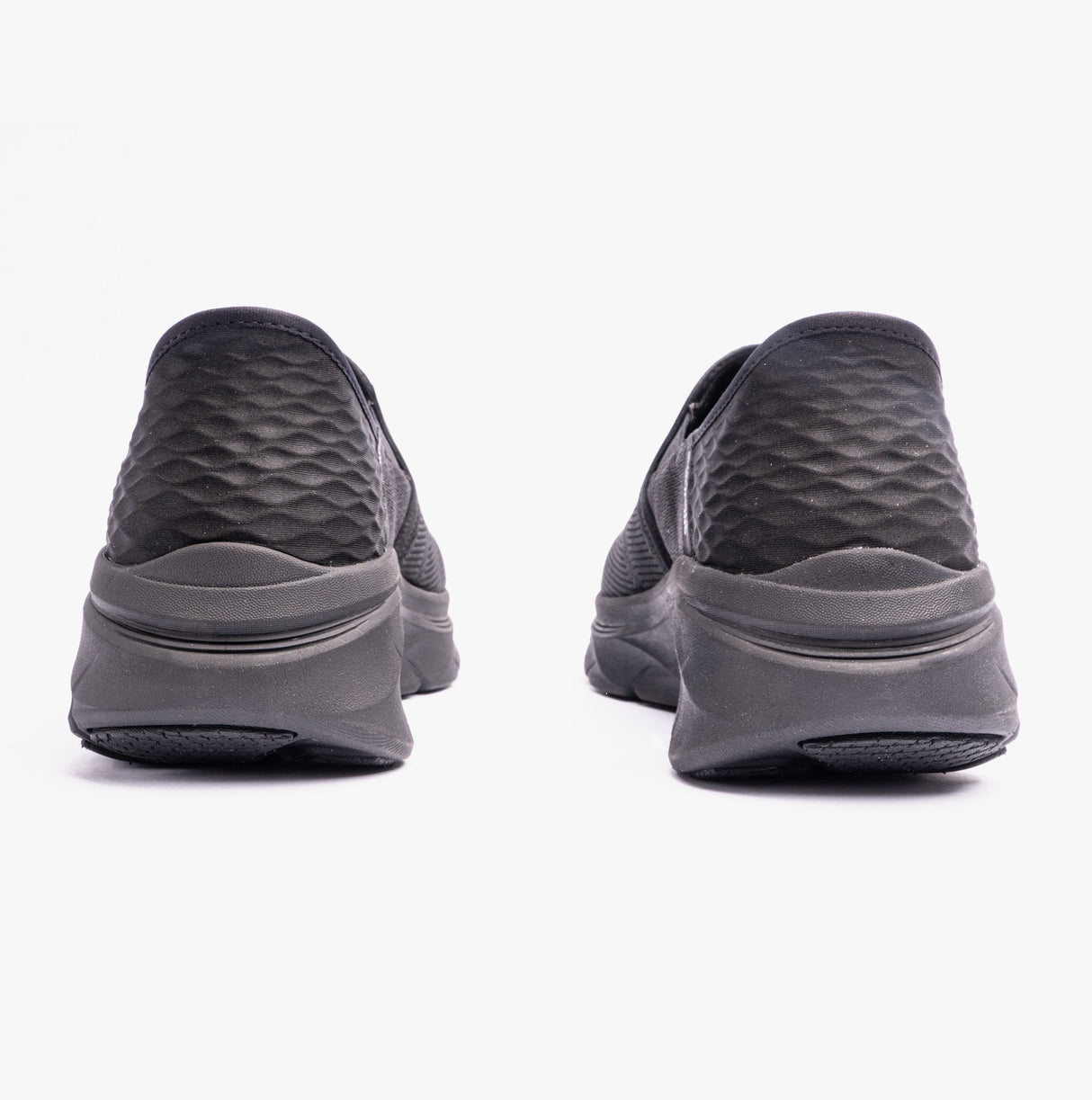 Skechers 232463/BBK D'LUX WALKER 2.0 - REELER Mens Trainers Black