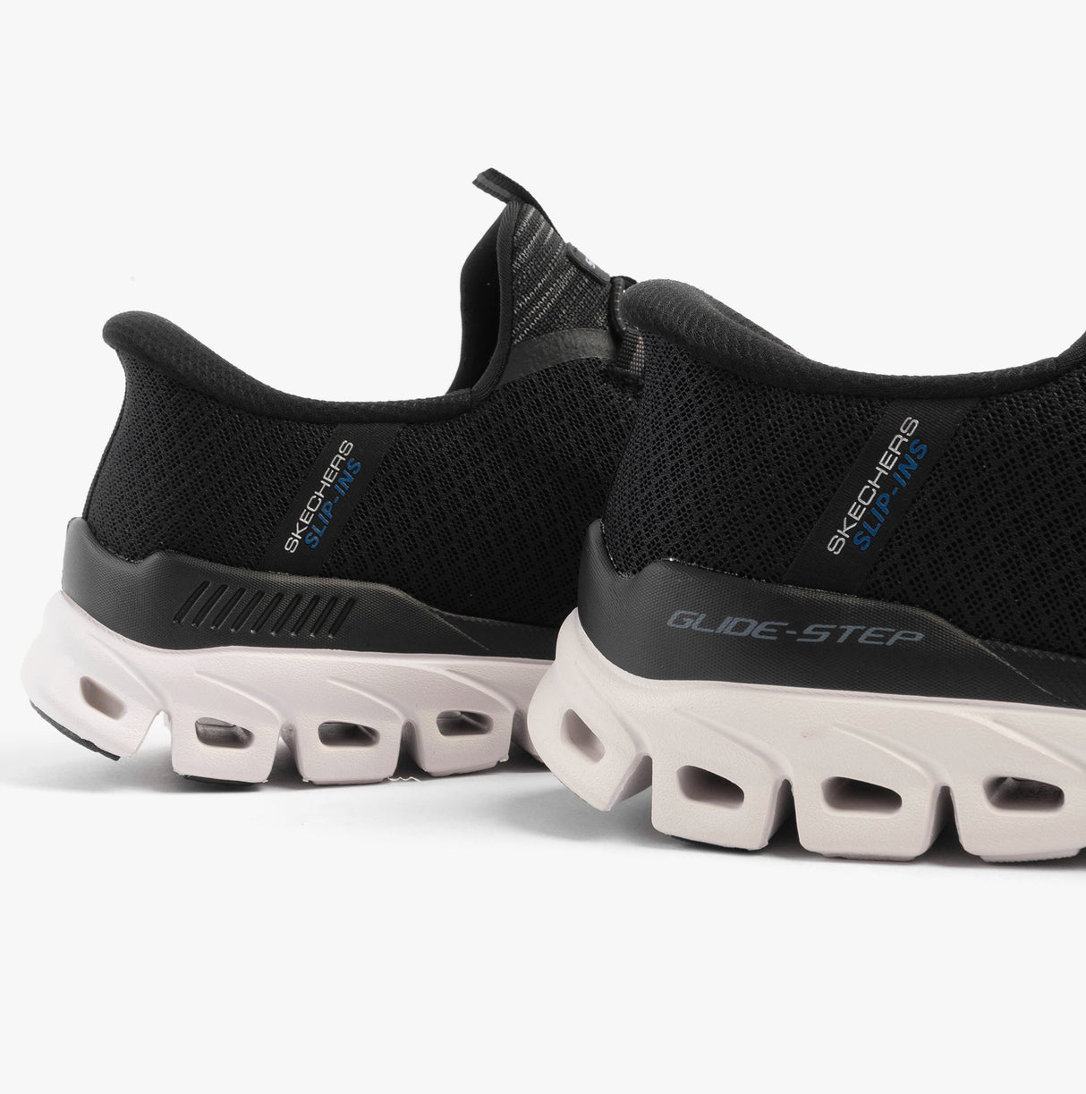 Skechers 233010/BLK GLIDE-STEP - NOXUS Mens Trainers Black