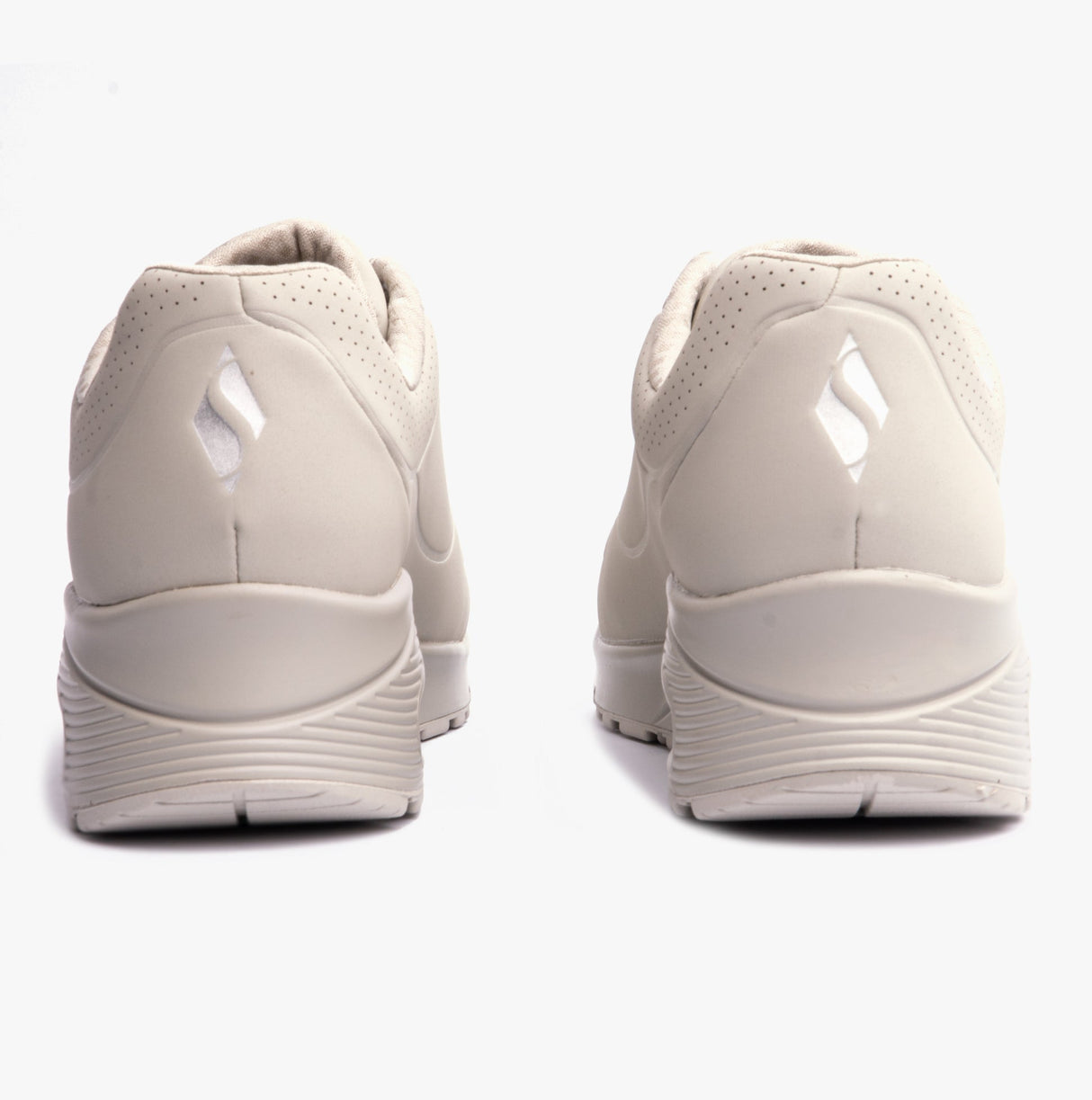 Skechers 73690/OFWT UNO - STAND ON AIR Womens Trainers Off White