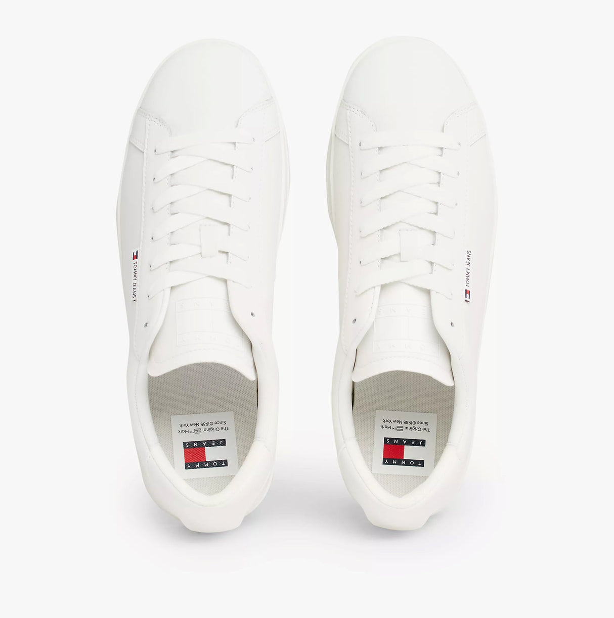 Tommy Hilfiger TJM LEATHER LOW CUPS Mens Trainers Ecru