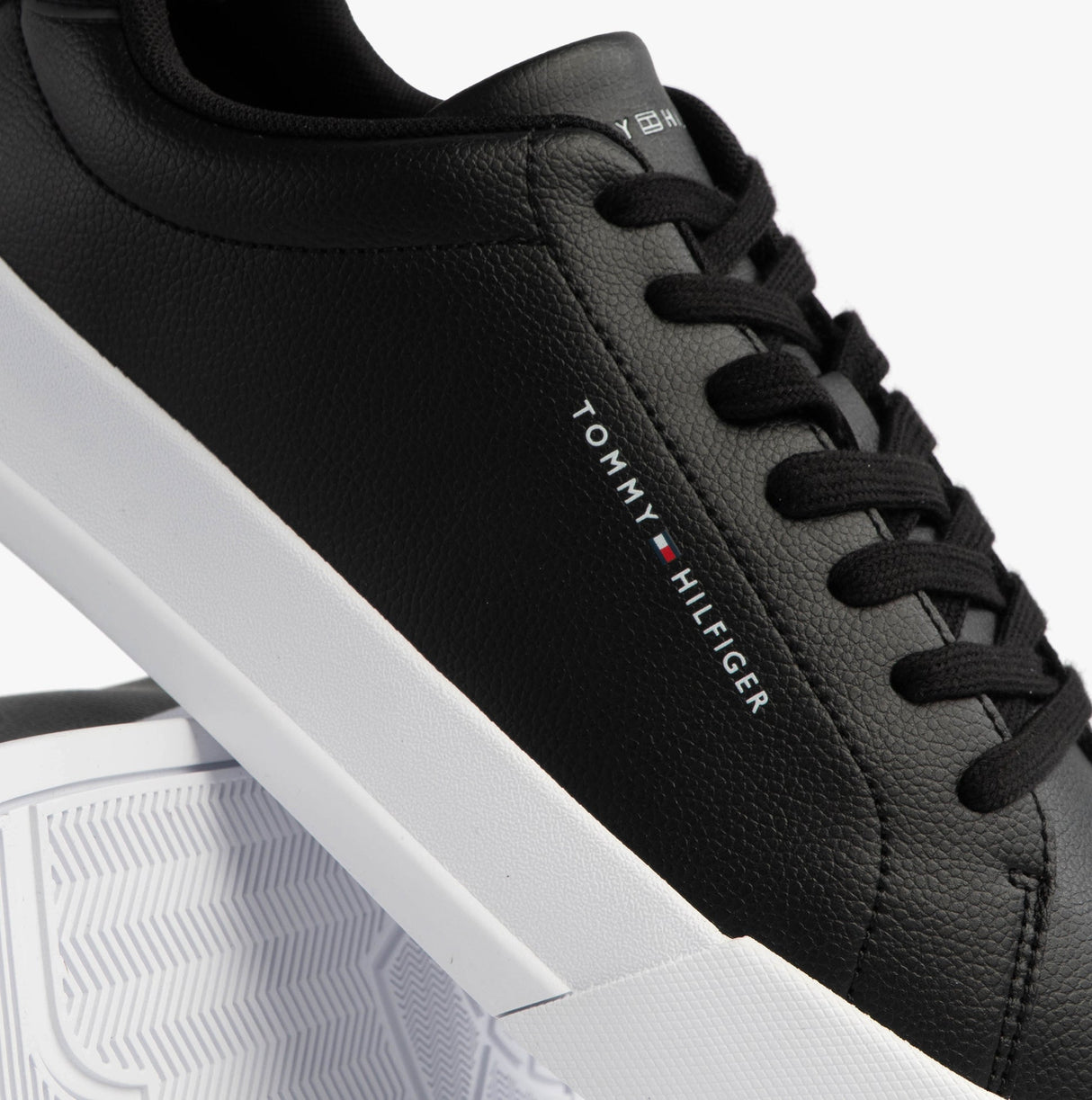 Tommy Hilfiger TH COURT LTH DETAIL Mens Trainers Black