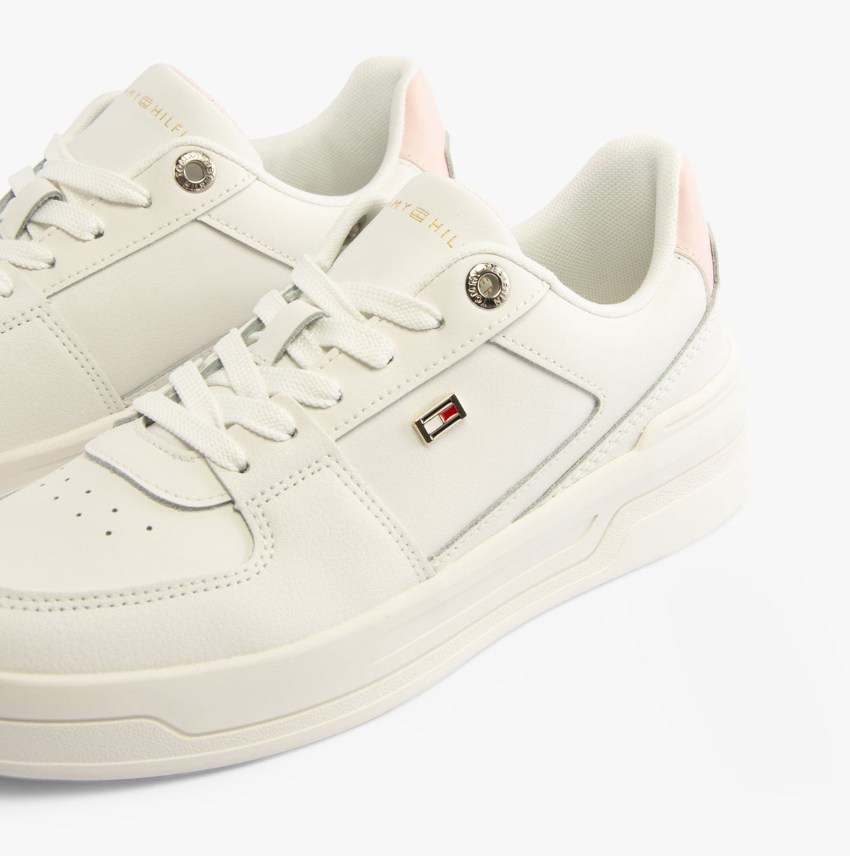 Tommy Hilfiger FLAG BASKET SNEAKER Womens Sneakers Ecru/Whimsy Pink