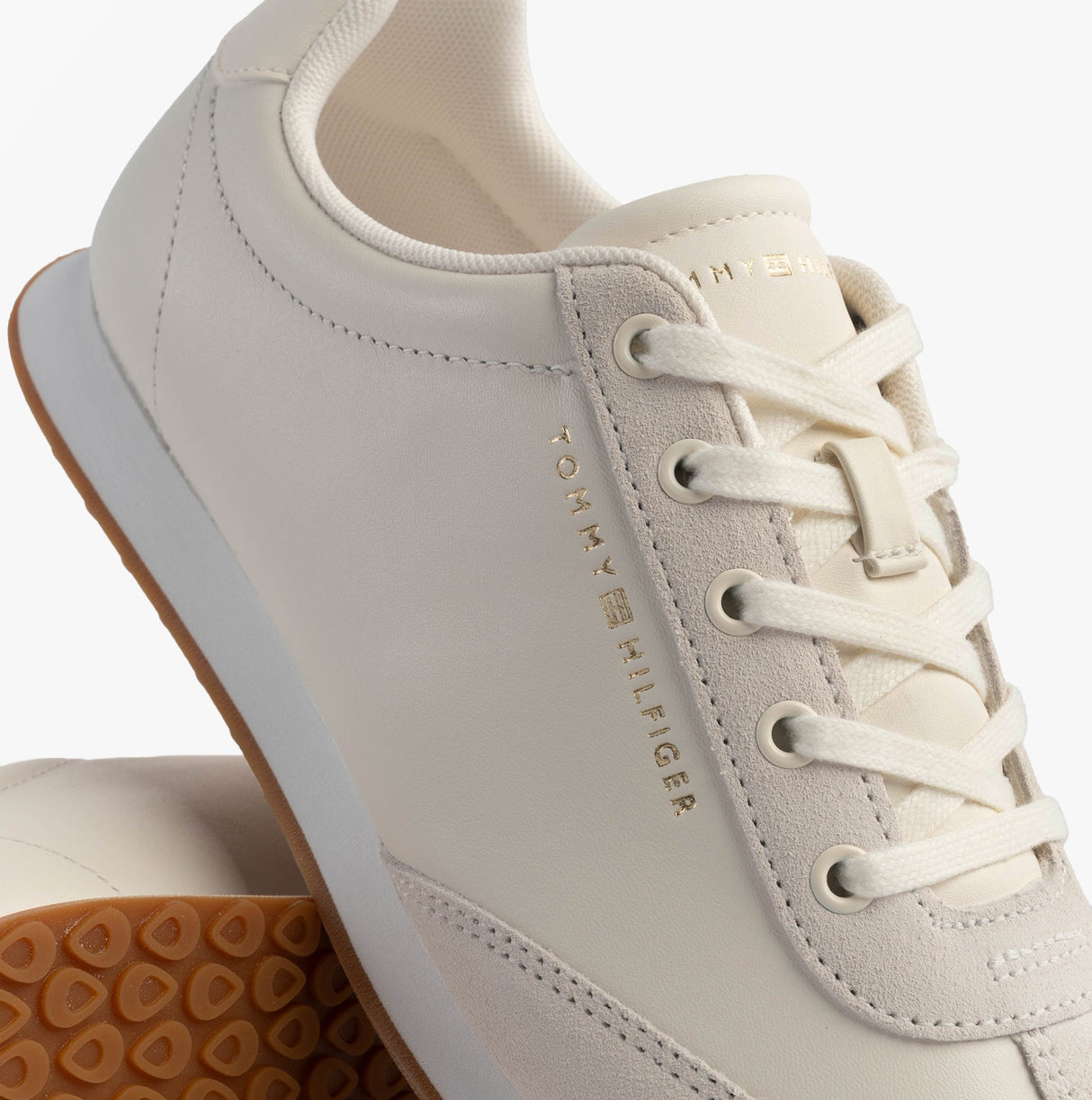 Tommy Hilfiger HERITAGE FASHION RUN Womens Trainers Ancient White