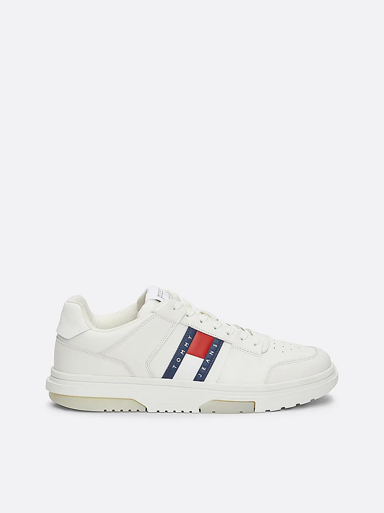 Tommy Hilfiger THE BROOKLYN LEATHER Trainers Mens Ecru