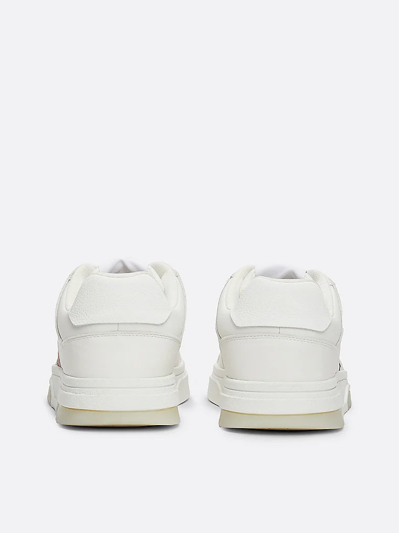 Tommy Hilfiger THE BROOKLYN LEATHER Trainers Mens Ecru