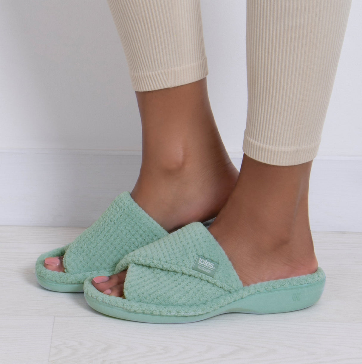 Totes Isotoner POPCORN TURNOVER OPEN TOE Womens Mule Slippers Mint