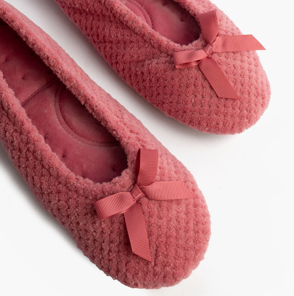 Totes Isotoner POPCORN BALLET Womens Ballerina Slippers Bright Pink