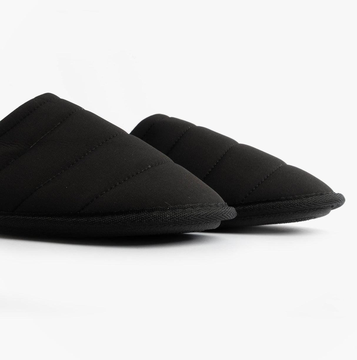 Totes Isotoner SPORT QUILTED MULE WITH COSY LINING Mens Mule Slippers Black