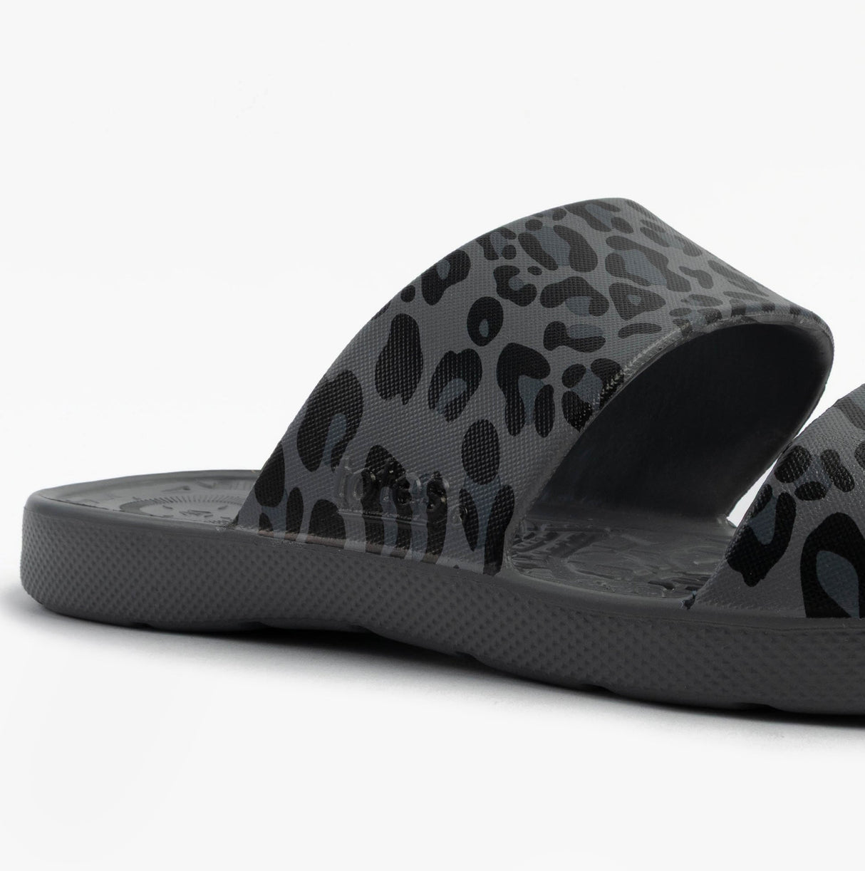 Totes Sol Bounce 0351FGLE Womens Double Strap Slides Grey Leopard